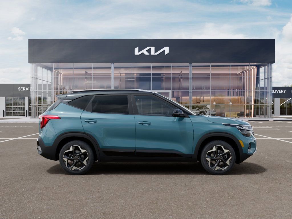 New 2026 Kia Seltos S FWD image 7
