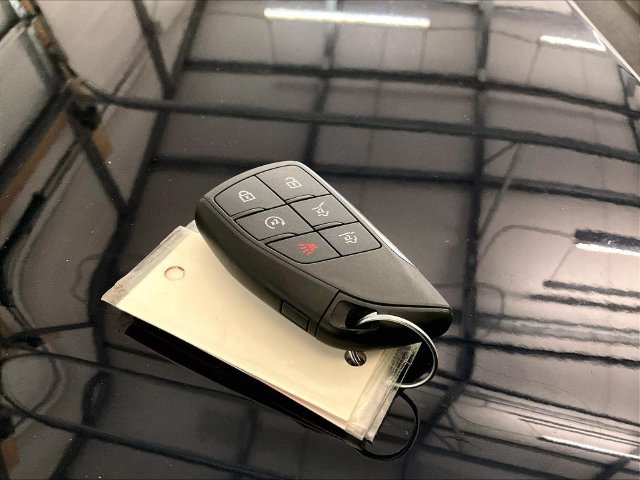 Used 2021 GMC Yukon Denali w/ Denali Ultimate Package AWD/4WD image 9
