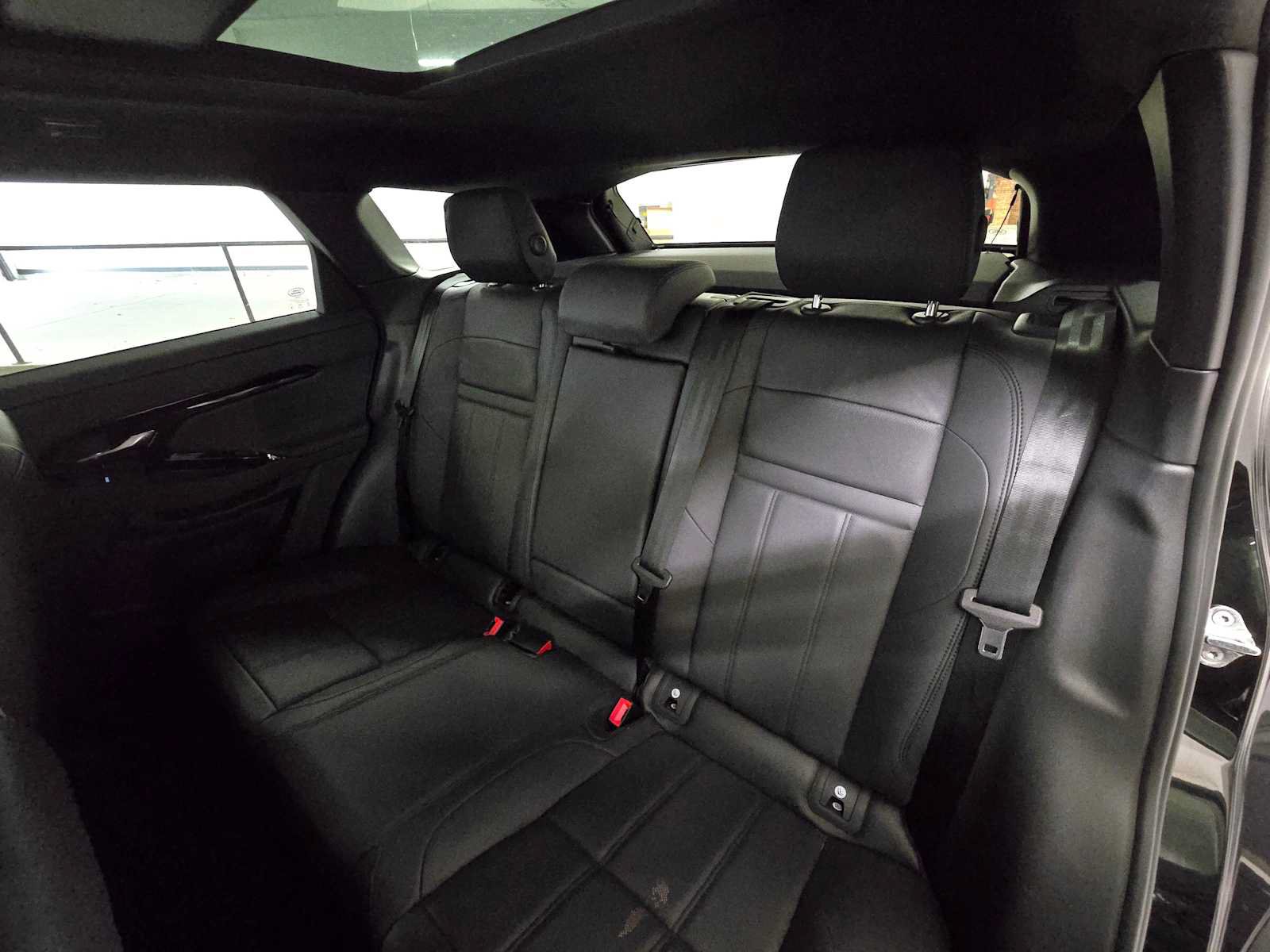 Used 2026 Land Rover Range Rover Evoque S AWD/4WD image 17