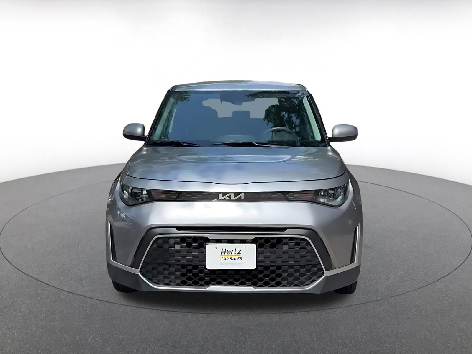 Used 2025 Kia Soul LX w/ LX Technology Package FWD image 4