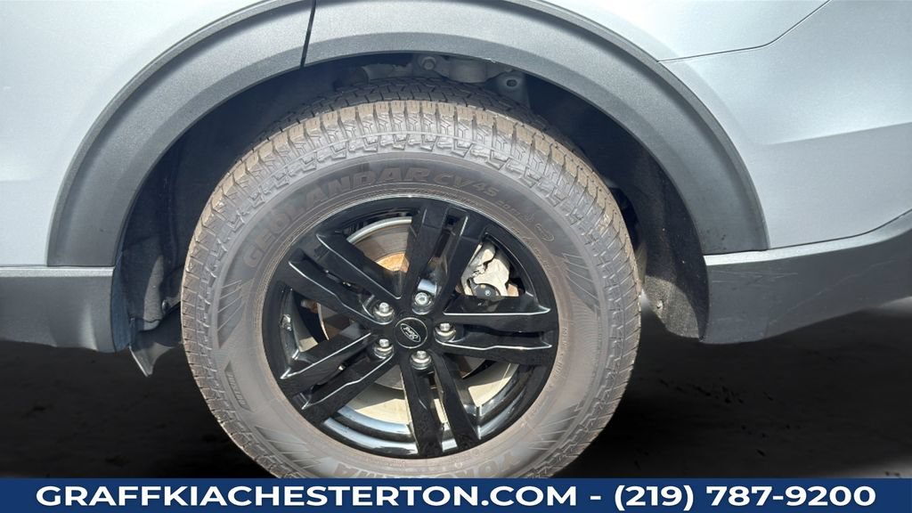 Used 2021 Ford Explorer XLT w/ Equipment Group 202A AWD/4WD image 48