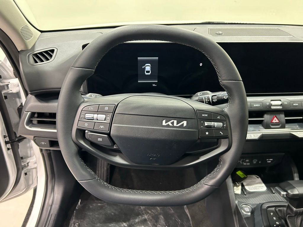 New 2026 Kia K4 EX image 16