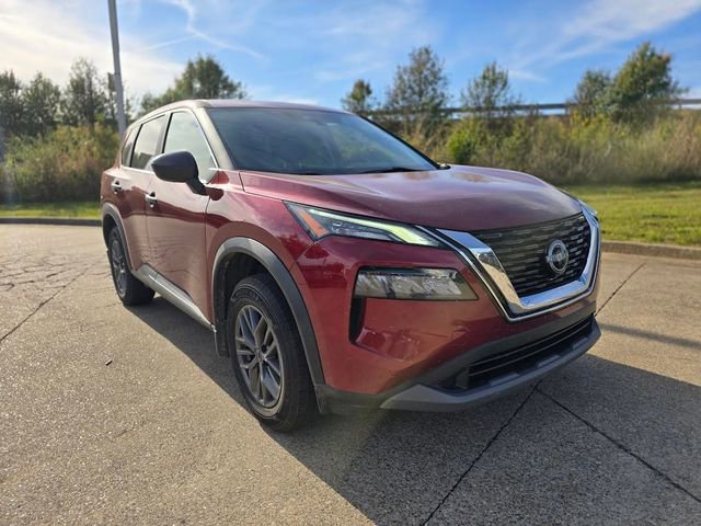 Used 2023 Nissan Rogue S image 3
