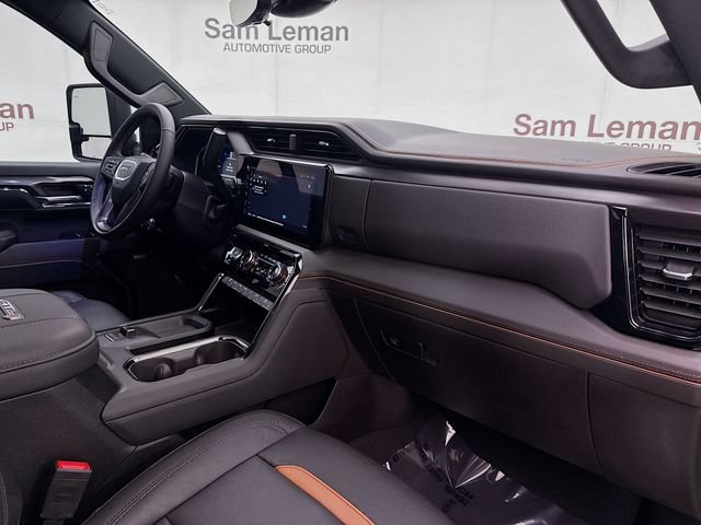 Used 2024 GMC Sierra 2500 AT4 w/ AT4 Premium Plus Package AWD/4WD image 33