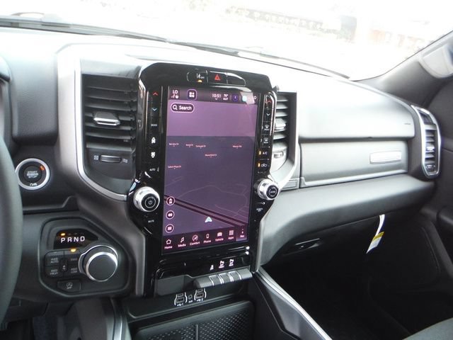 New 2026 RAM 1500 4x4 Crew Cab image 28