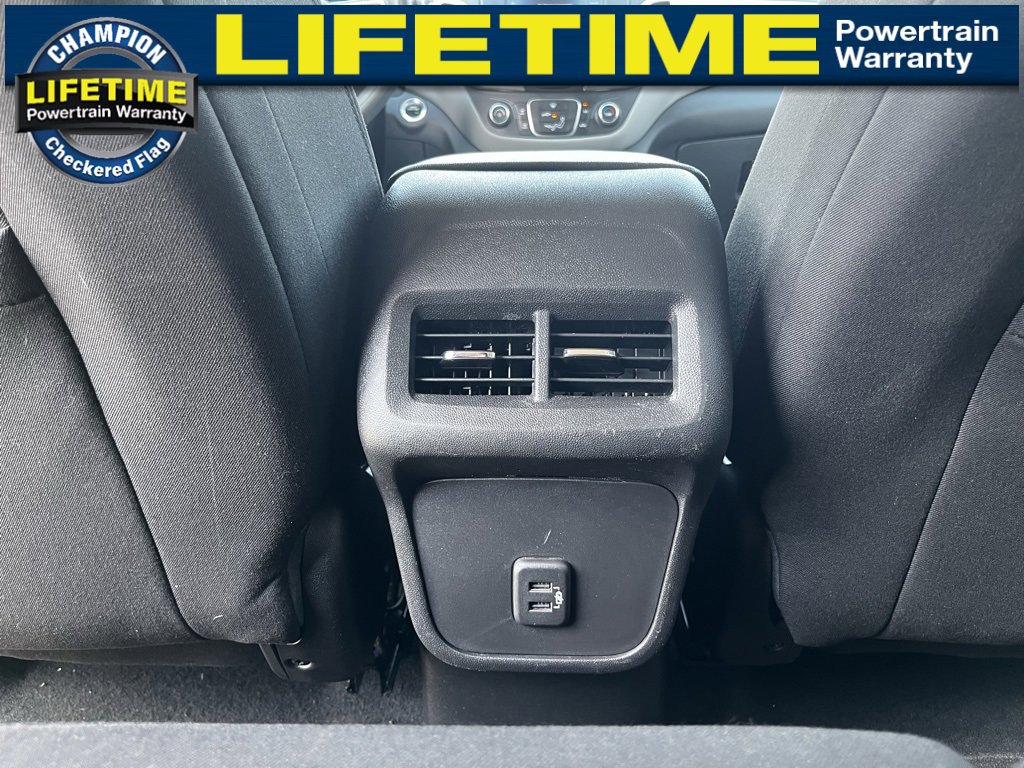 Used 2021 Chevrolet Equinox LT image 22