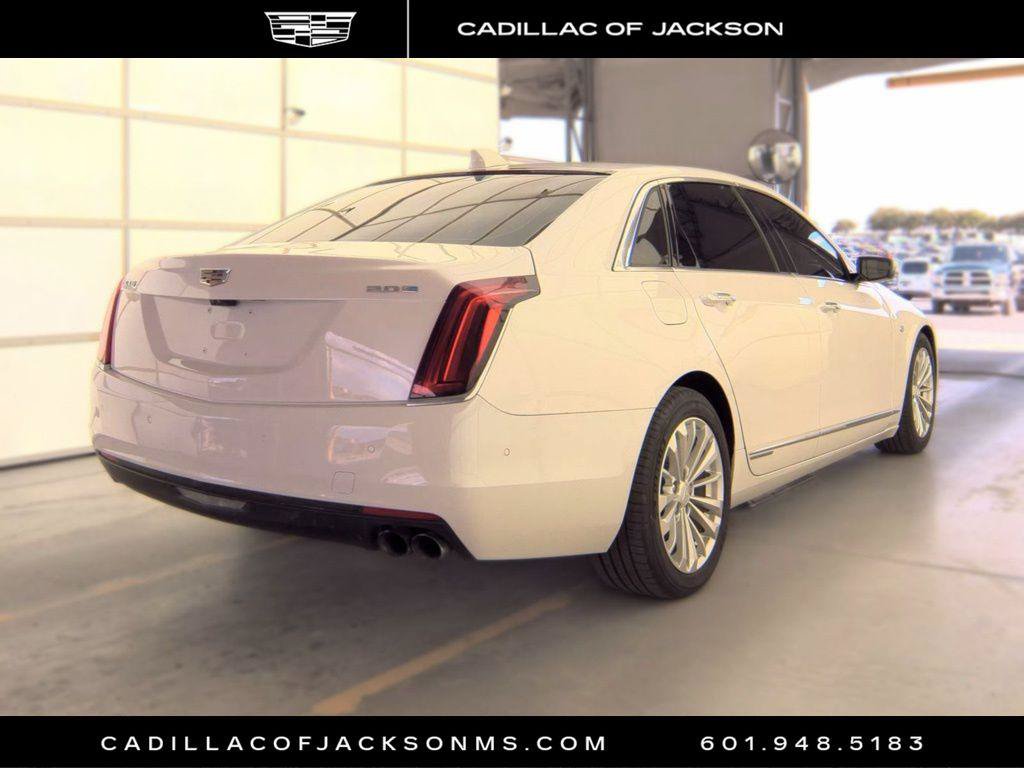 Used 2017 Cadillac CT6 Premium Luxury RWD image 2