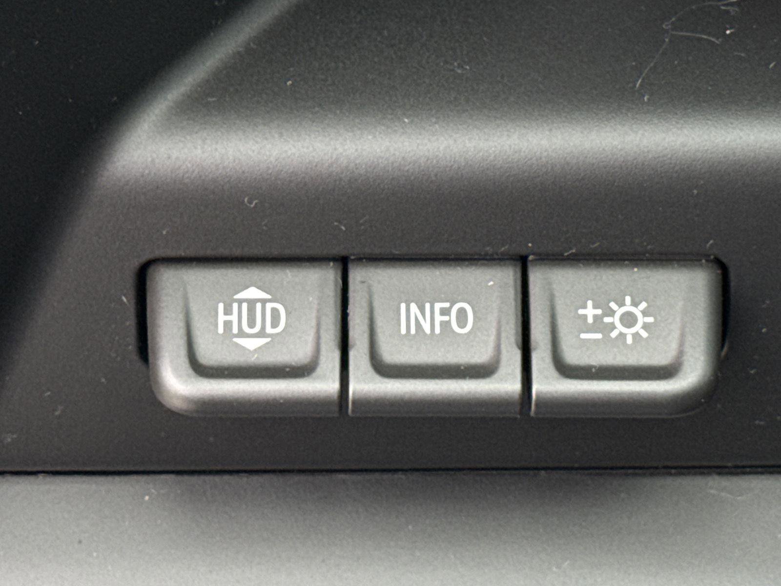 Used 2024 GMC Sierra 1500 AT4X image 22