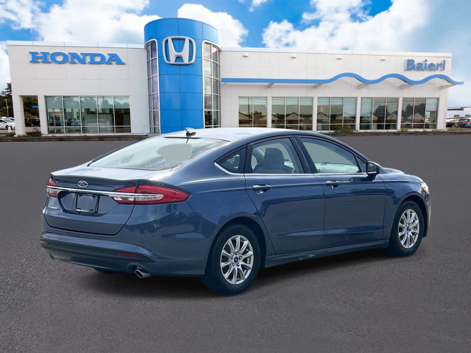 Used 2018 Ford Fusion S FWD image 5