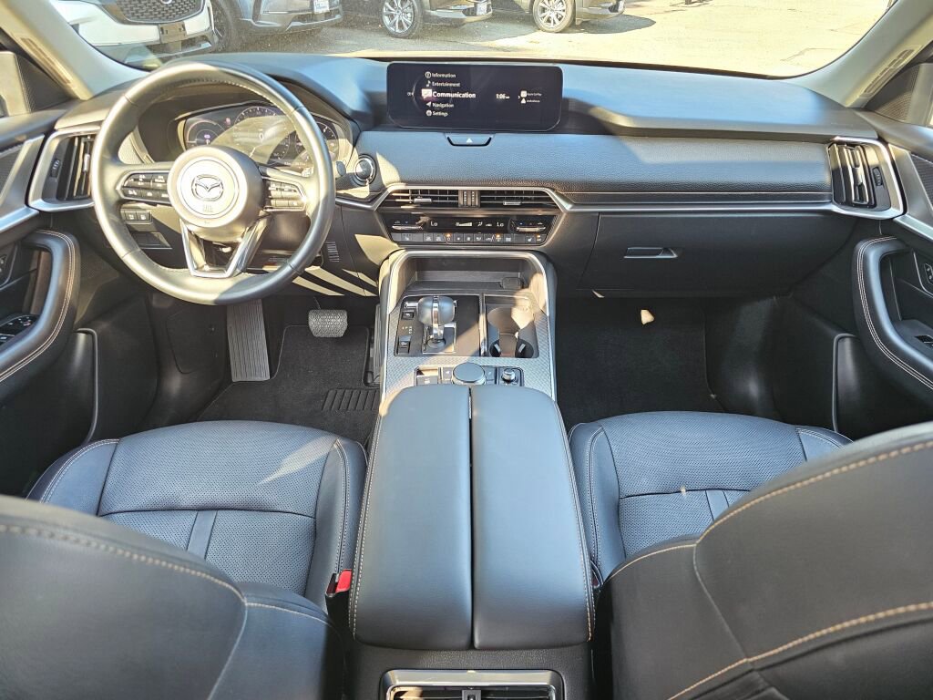 Certified 2024 MAZDA CX-90 Plug-In Hybrid w/ Preferred image 19