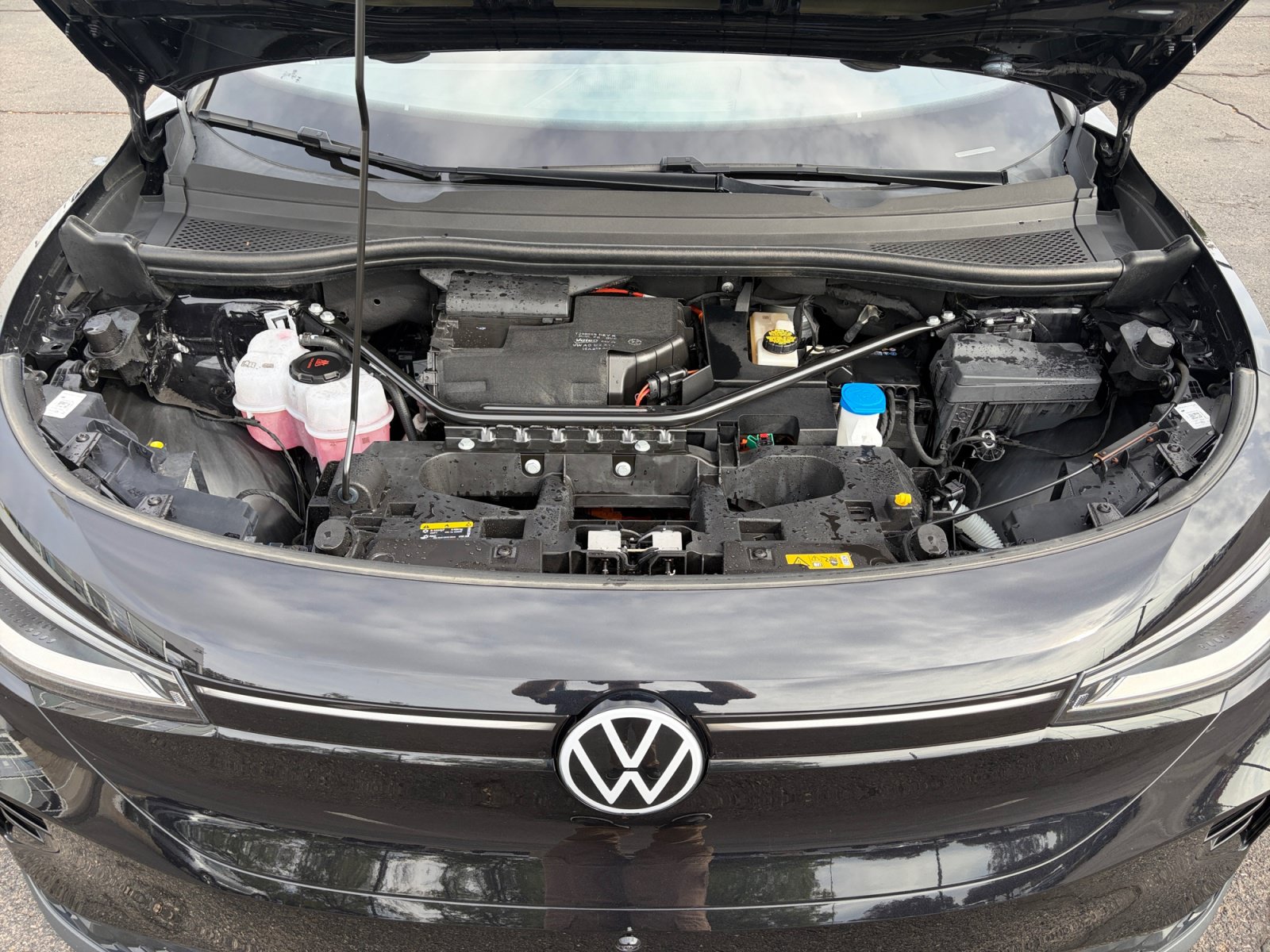 Used 2023 Volkswagen ID.4 Pro S Plus AWD/4WD image 21