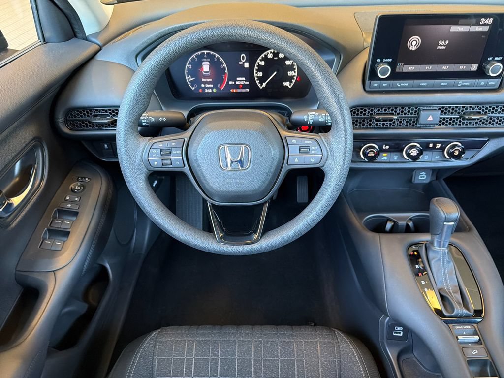 Used 2023 Honda HR-V LX image 17