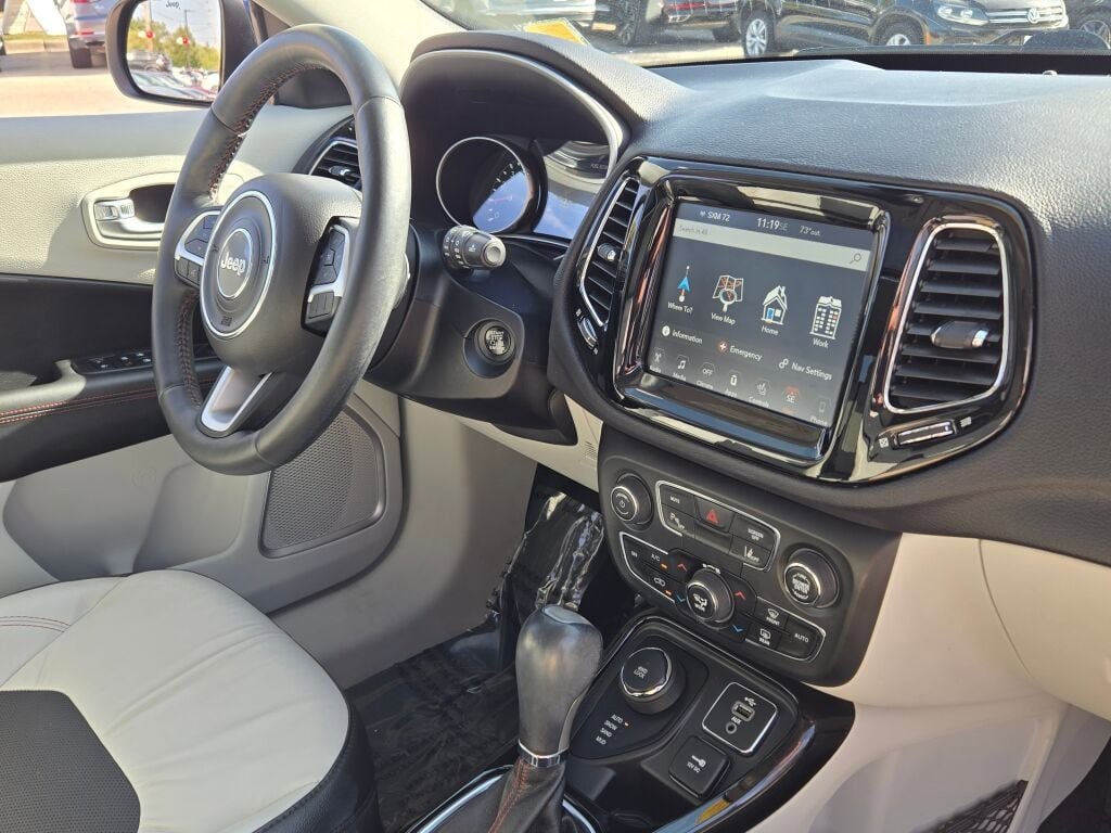 Used 2018 Jeep Compass Limited w/ Navigation Group image 8