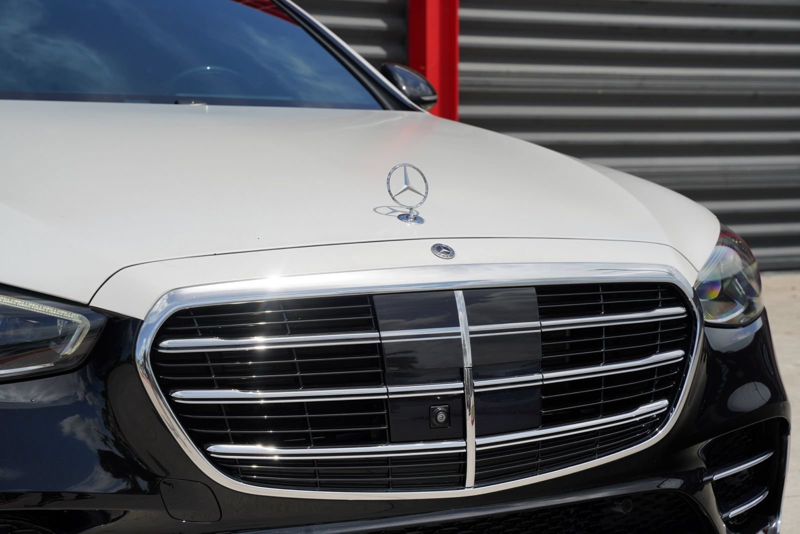 Used 2024 Mercedes-Benz S 580 4MATIC Sedan w/ AMG Line image 6
