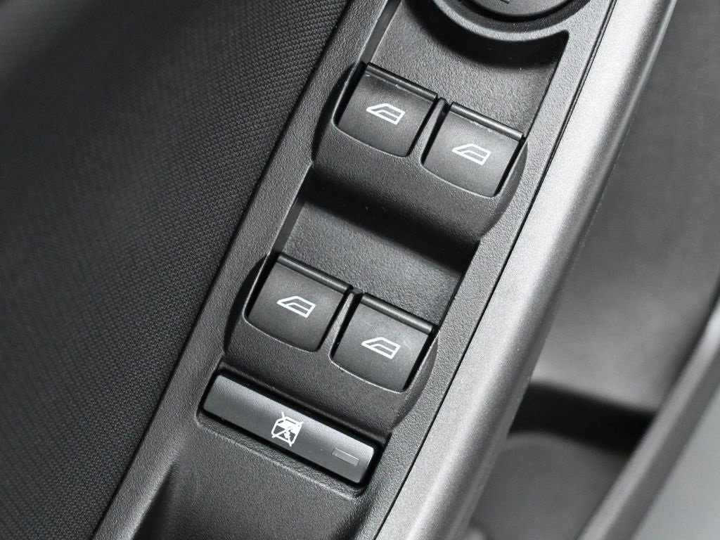 Used 2017 Ford Focus SEL image 12