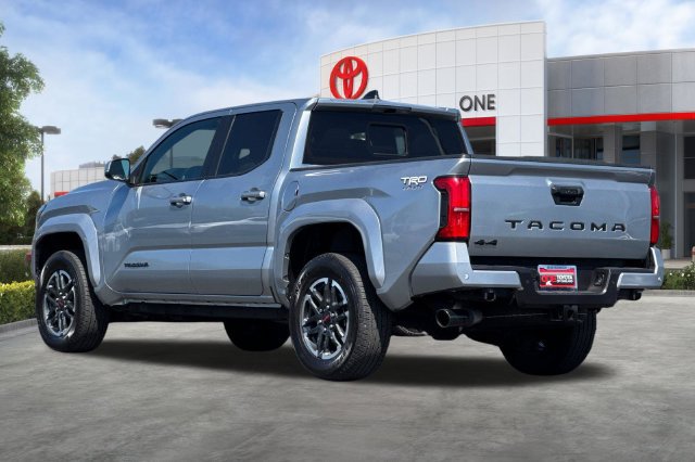 Certified 2024 Toyota Tacoma TRD Sport w/ TRD Sport Upgrade Package AWD/4WD image 7