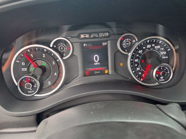 New 2026 RAM 3500 Big Horn AWD/4WD image 17