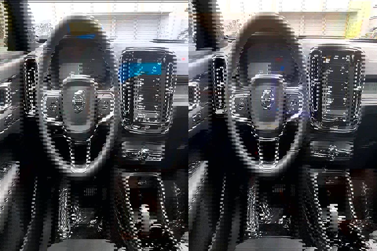 Used 2023 Volvo C40 P8 Recharge Ultimate image 8