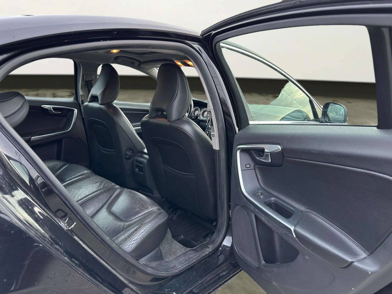 Used 2012 Volvo S60 T5 FWD image 17
