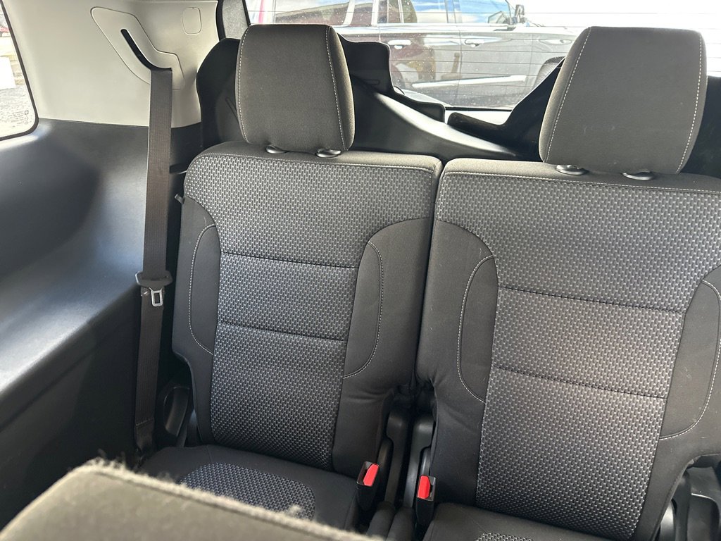 Used 2020 GMC Acadia SLE image 16