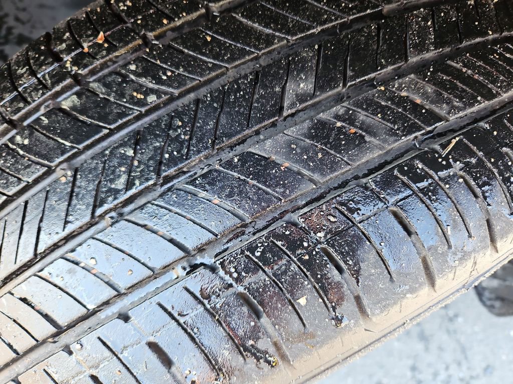 Used 2022 Hyundai Santa Cruz SEL Premium image 34