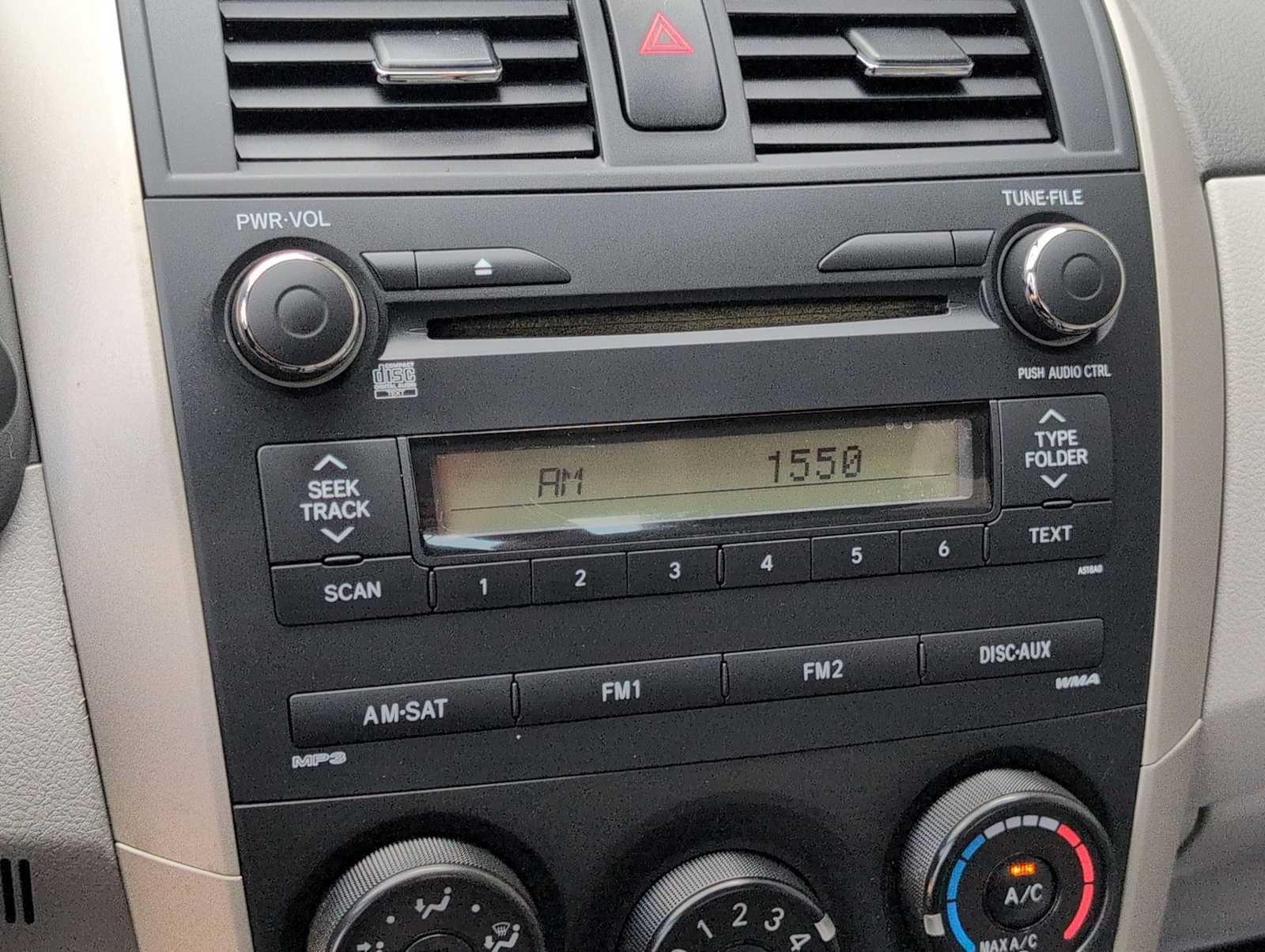 Used 2010 Toyota Corolla LE FWD image 24