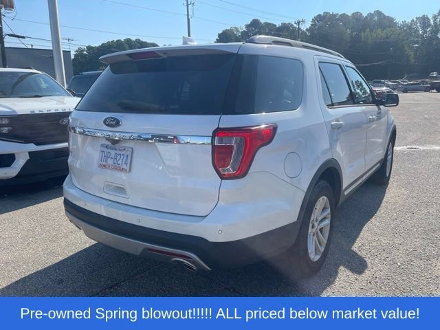 Used 2017 Ford Explorer XLT w/ Equipment Group 202A FWD image 5