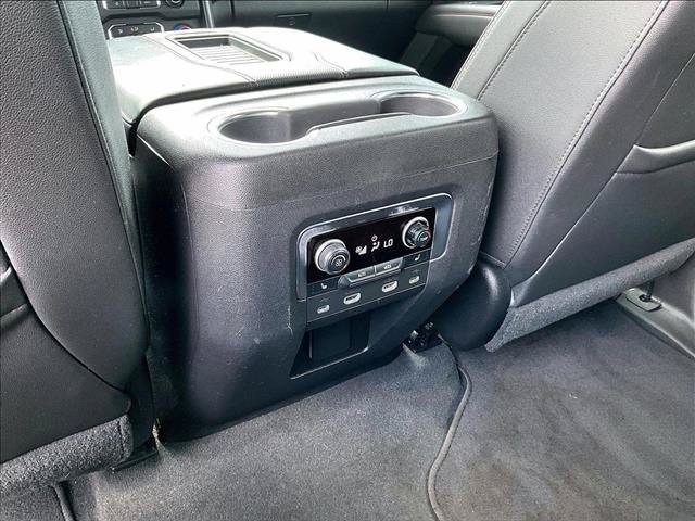Used 2021 Chevrolet Suburban RST w/ Luxury Package AWD/4WD image 24