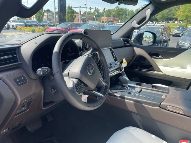 New 2026 Lexus LX 700h Luxury w/ Appearance Package AWD/4WD image 13