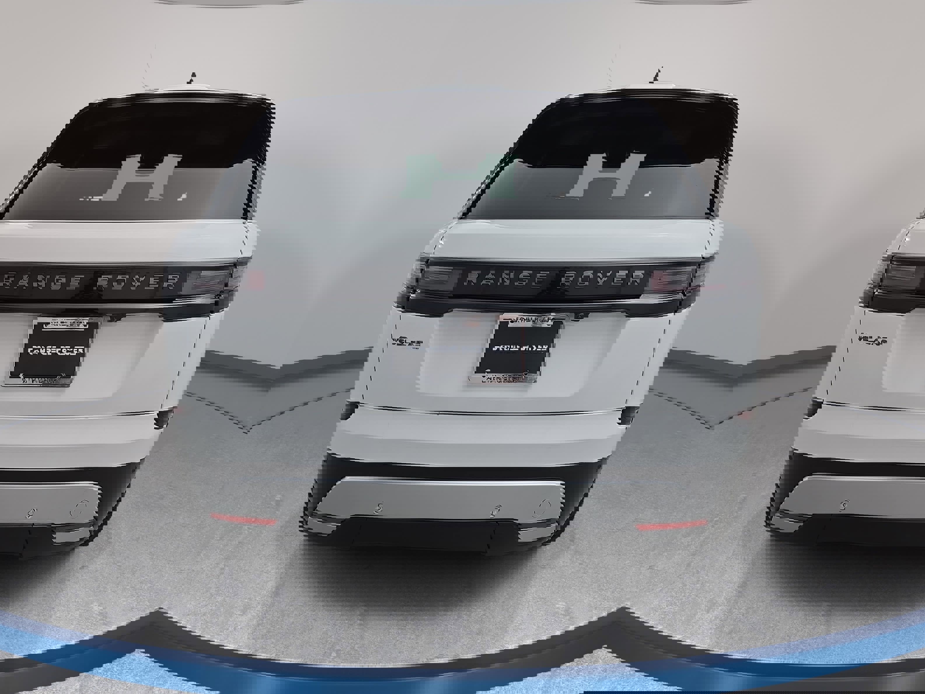 Certified 2025 Land Rover Range Rover Velar S image 6