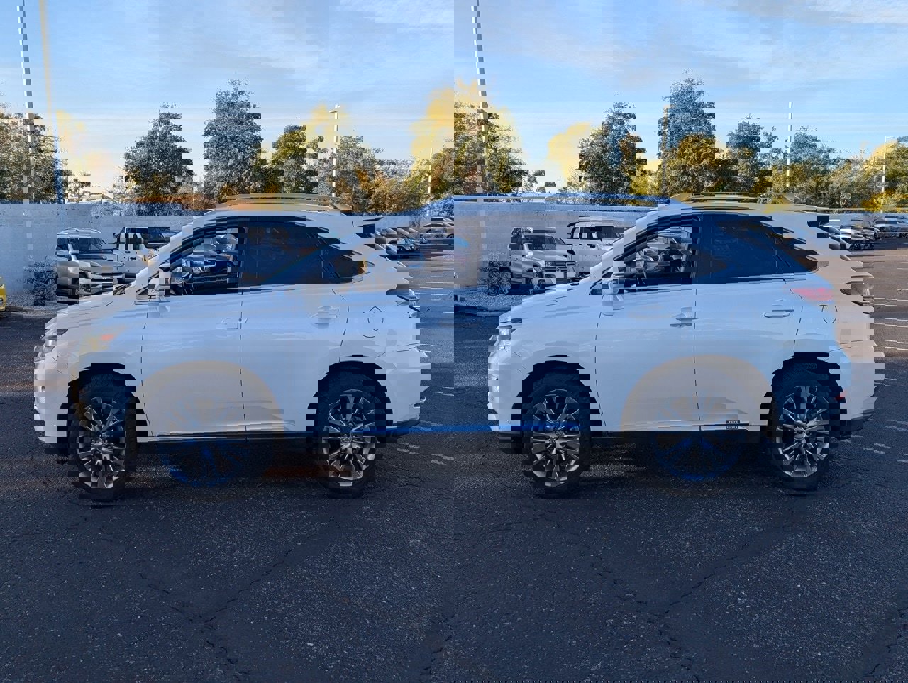 Used 2013 Lexus RX 450h AWD image 3