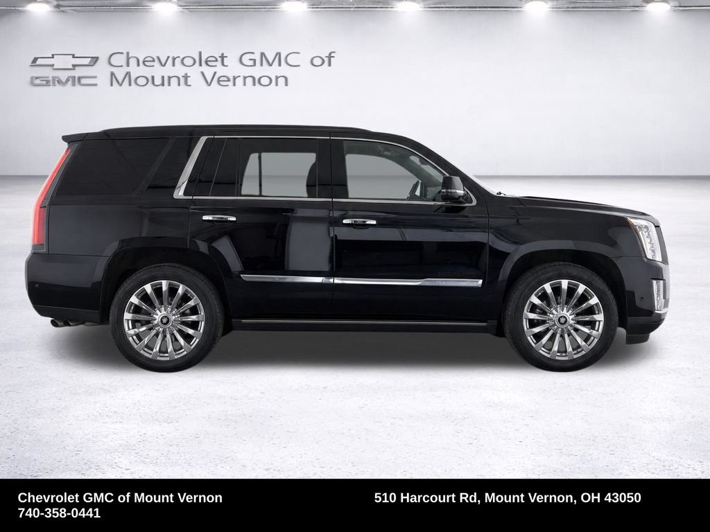 Used 2018 Cadillac Escalade Platinum AWD/4WD image 26