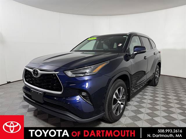 Certified 2026 Toyota Highlander XLE AWD/4WD image 1
