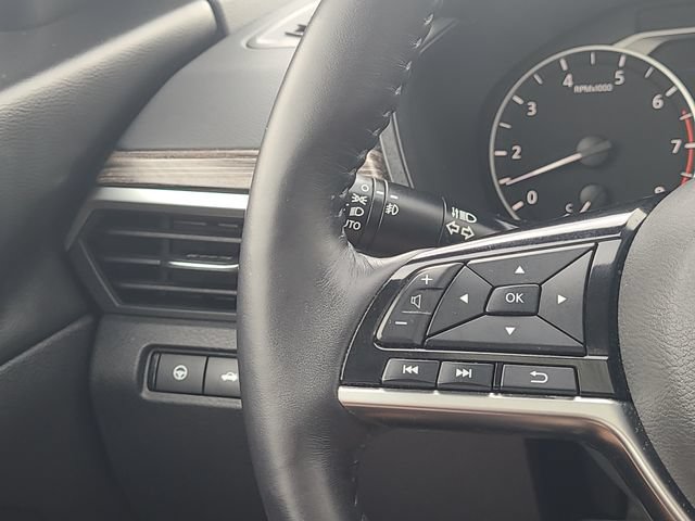 Used 2019 Nissan Altima 2.5 SL FWD image 18