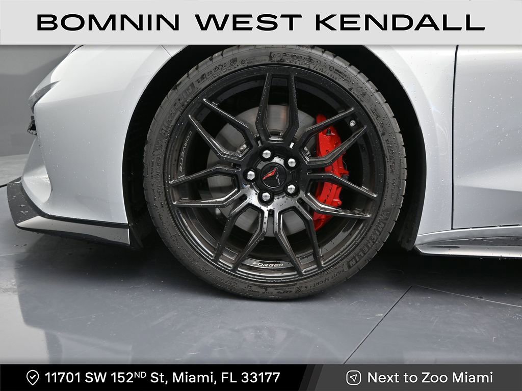 Used 2026 Chevrolet Corvette Z06 w/ Stealth Interior Trim Package image 9