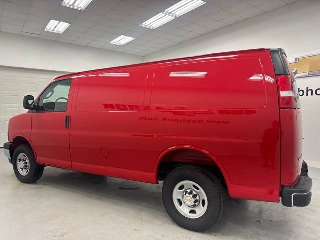 New 2026 Chevrolet Express 3500 w/ Driver Convenience Package RWD image 7