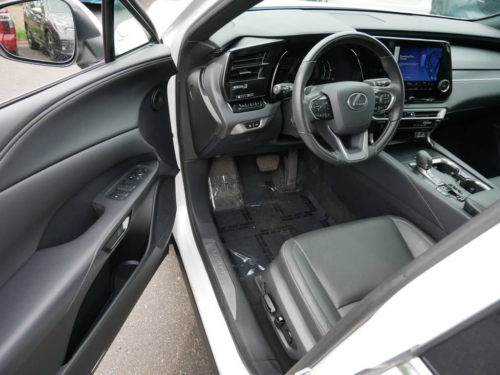 Used 2023 Lexus RX 350 Premium w/ Accessory Package AWD/4WD image 10