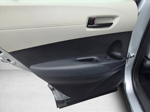 Used 2025 Toyota Corolla Cross L FWD image 21