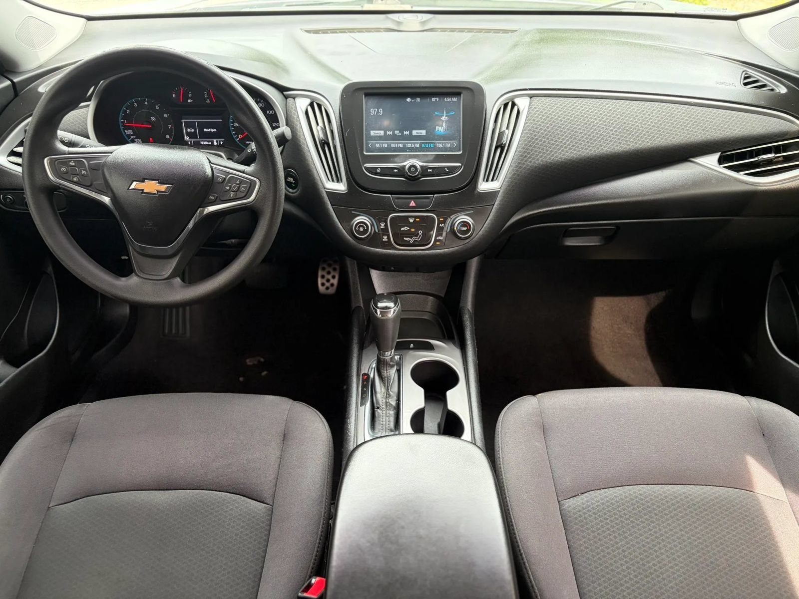 Used 2017 Chevrolet Malibu LS FWD image 11