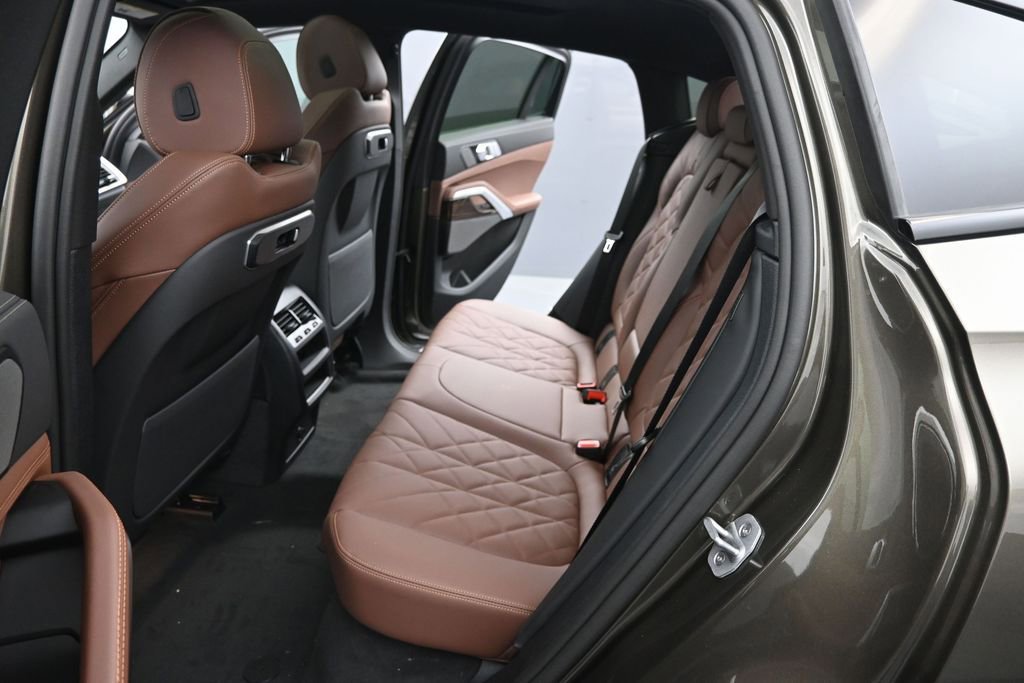 New 2027 BMW X6 xDrive40i AWD/4WD image 37