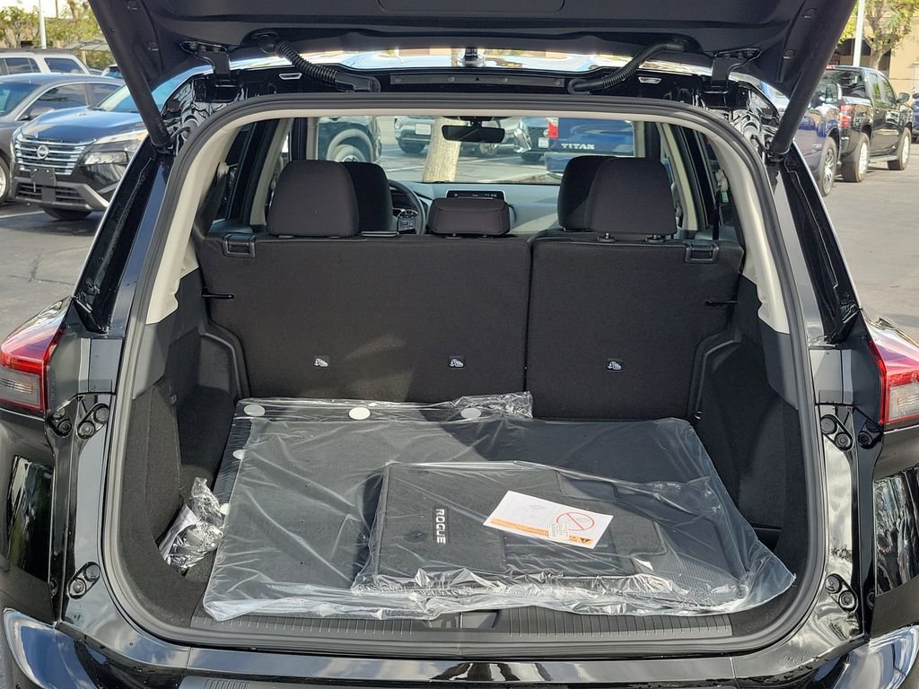 New 2026 Nissan Rogue SV image 20