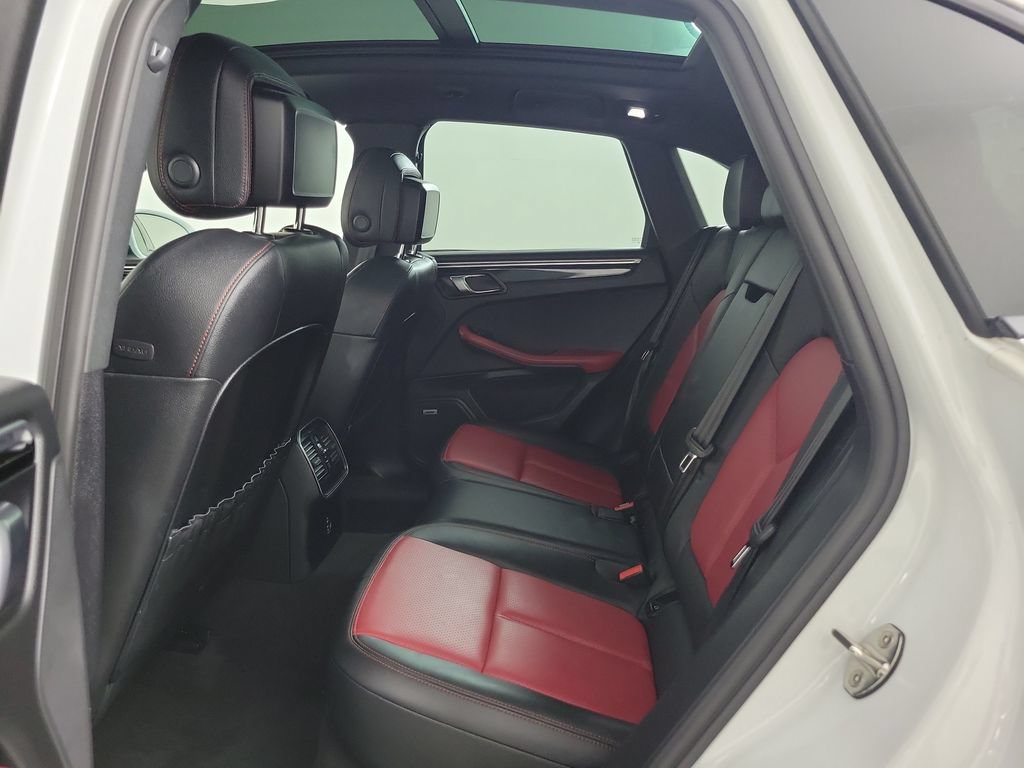 Used 2021 Porsche Macan S AWD/4WD image 13