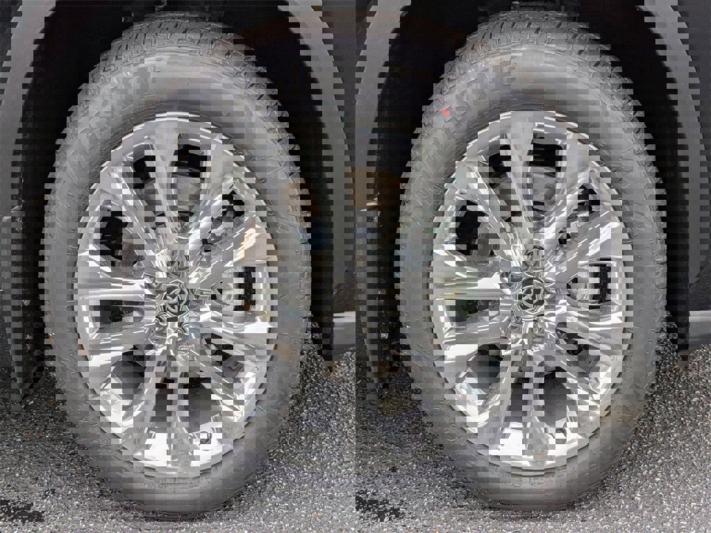 New 2026 Toyota Highlander Limited image 12