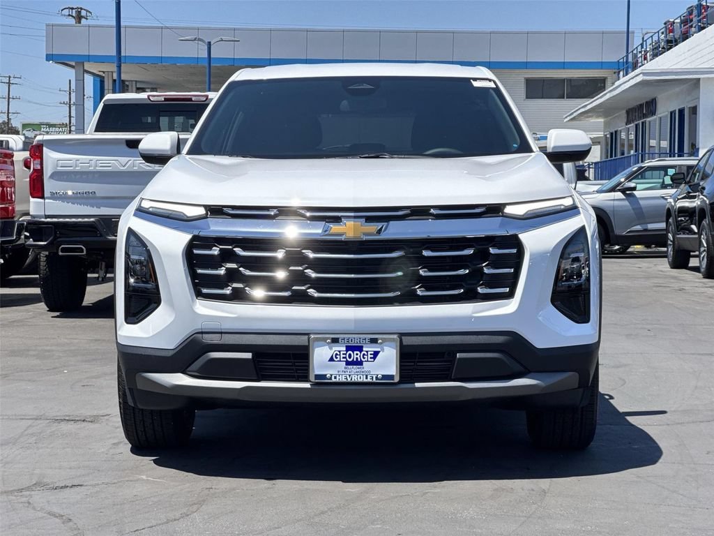 New 2027 Chevrolet Equinox LT w/ LPO, Floor Liner Package FWD image 2