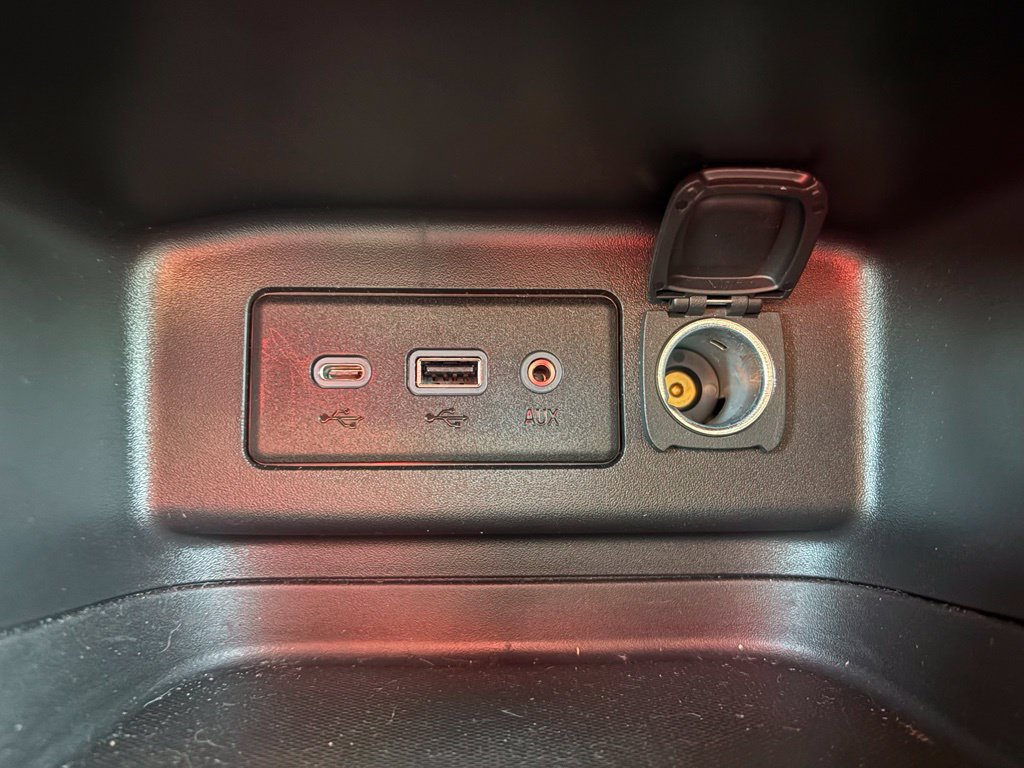 Used 2024 Chevrolet Equinox LT w/ LPO, Floor Liner Package FWD image 19