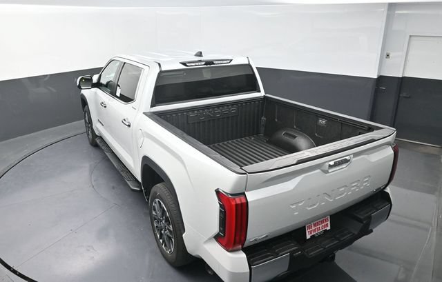 Used 2025 Toyota Tundra Limited AWD/4WD image 16