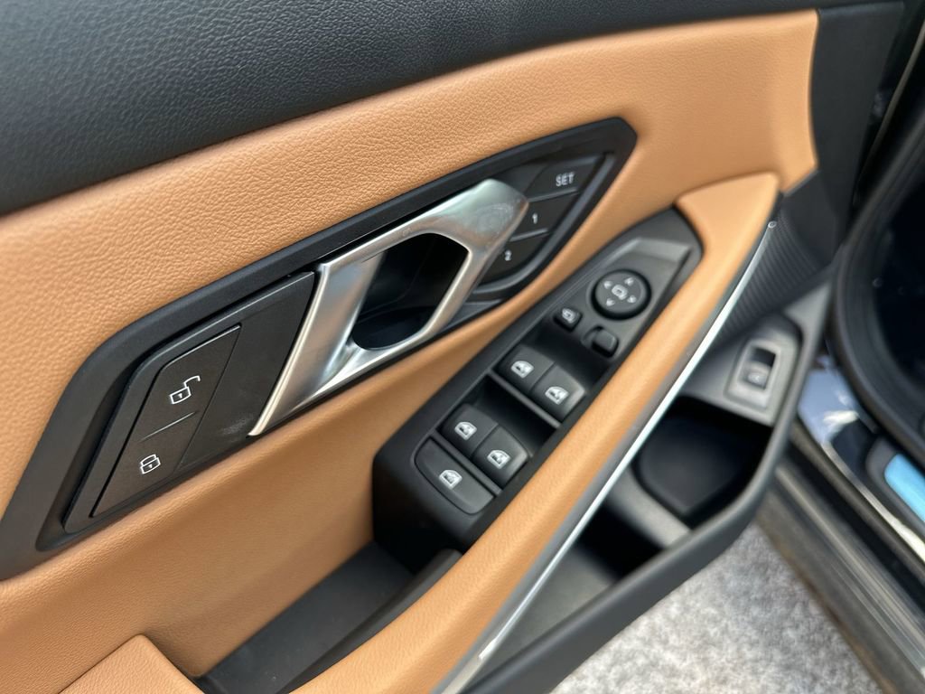 Certified 2025 BMW 330i xDrive 330i xDrive w/ Premium Package image 16