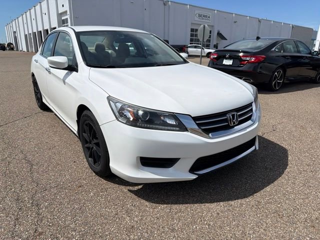 Used 2013 Honda Accord LX image 2