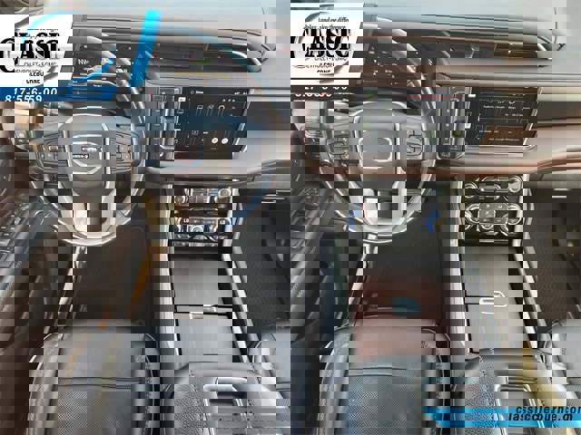 Used 2022 GMC Yukon XL Denali w/ Denali Ultimate Package image 3