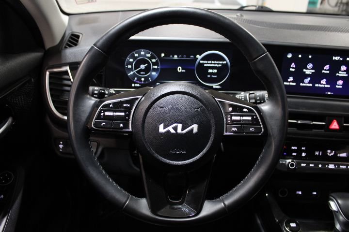 Used 2024 Kia Seltos S image 32